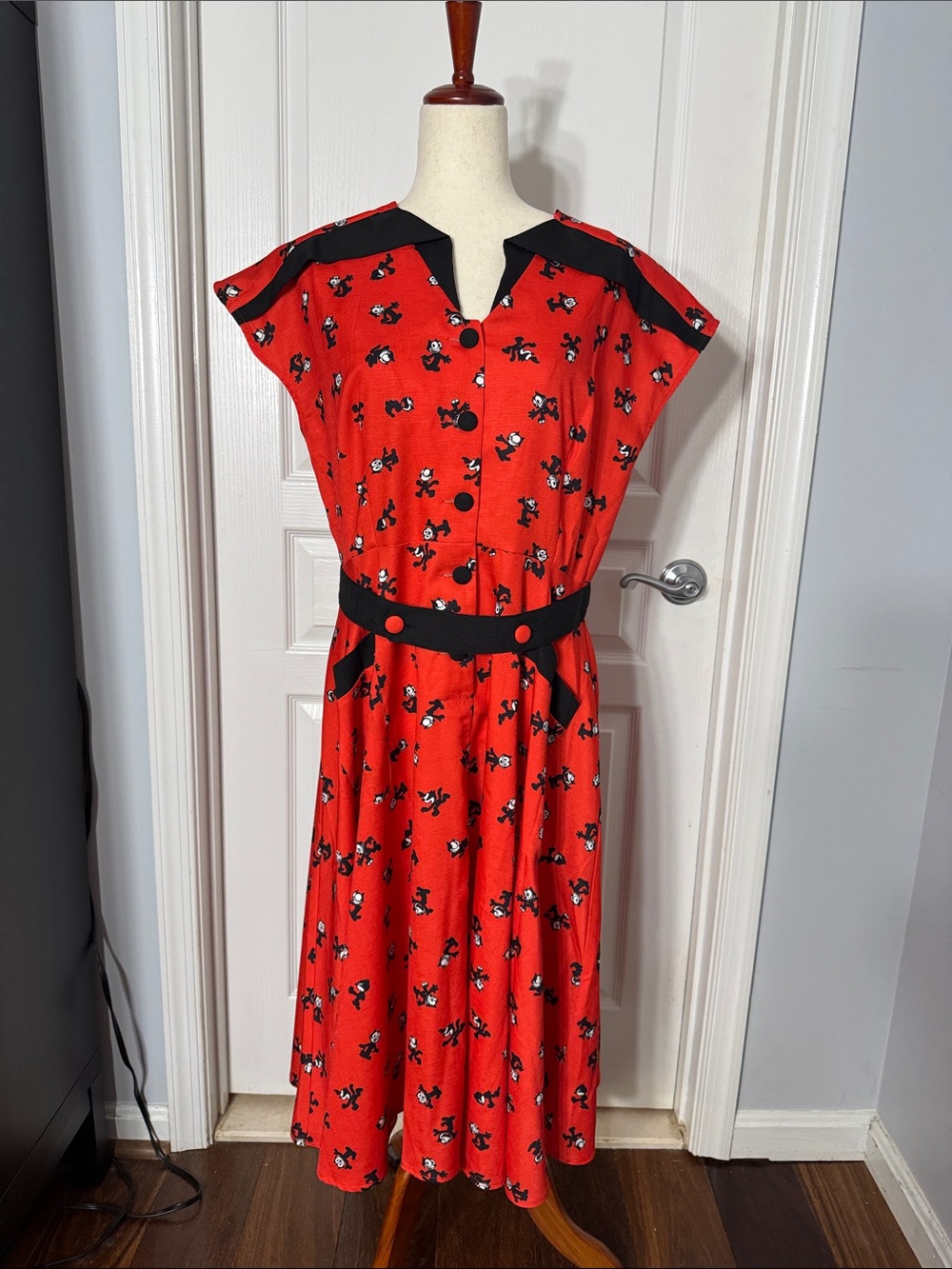 UNIQUE VINTAGE x FELIX THE CAT - Rockabilly Retro Swing Dress (SIZE L)